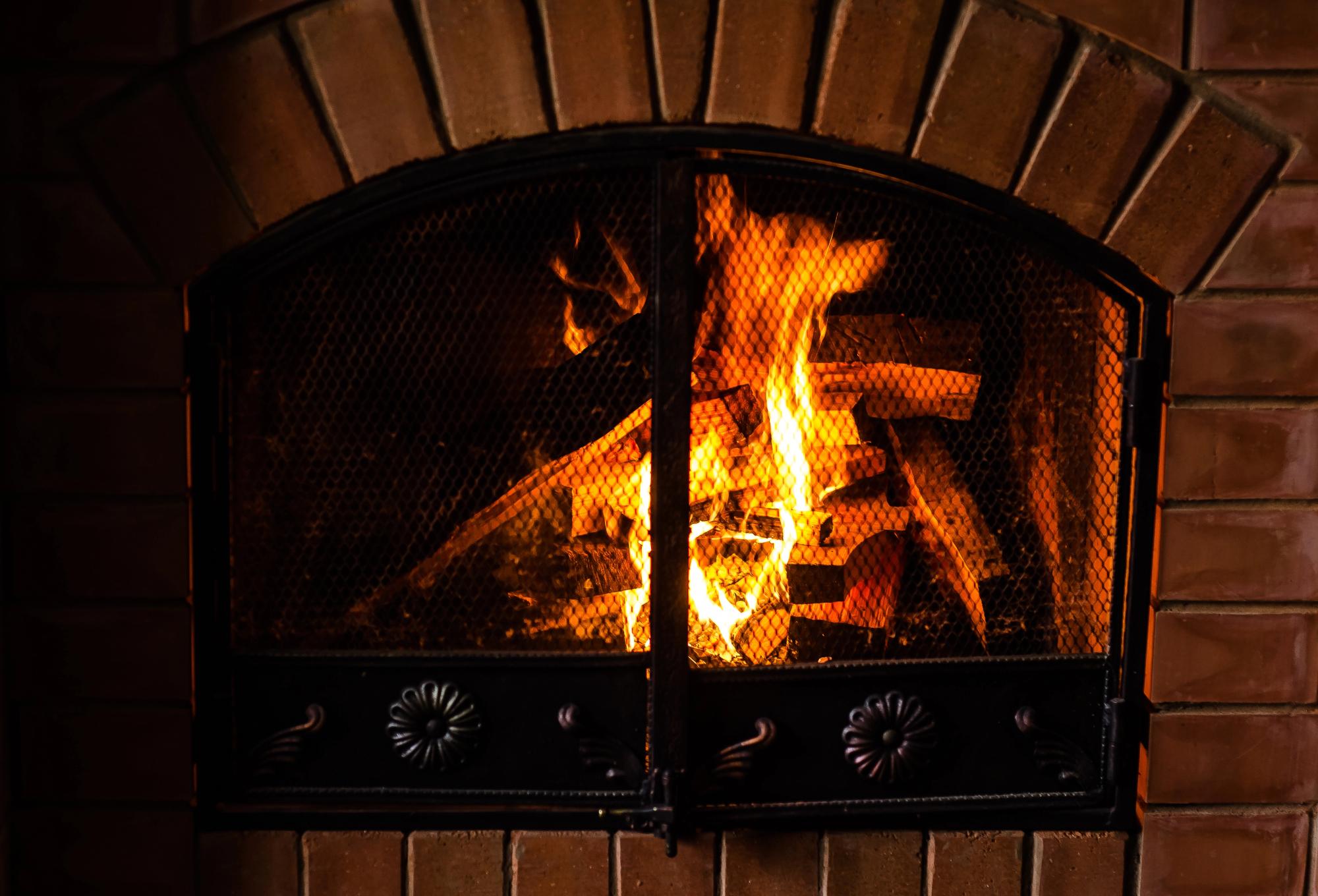 Predavanje na temo kaminski vložki je sejno sobo napolnilo do zadnjega kotička